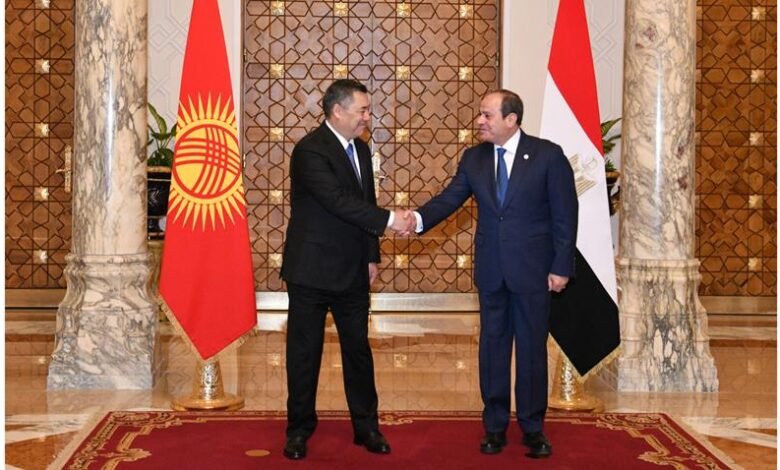 الرئيس السيسي يبحث مع نظيره القرغيزي تعزيز التعاون والعلاقات المشتركة