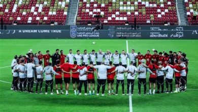 عاجل : توروب مدرب الاهلي يحاضر لاعبية قبل نهائي السوبر المصري أمام الزمالك 