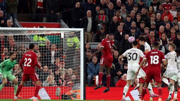 بث مباشر الآن من ملعب الاتحاد.. محمد صلاح يقود ليفربول في مواجهة نارية أمام مانشستر سيتي