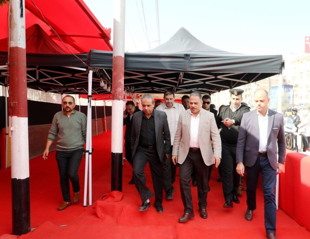 محافظ الشرقية يتابع جاهزية لجان الانتخابات ويوجه بتوفير التسهيلات للناخبين