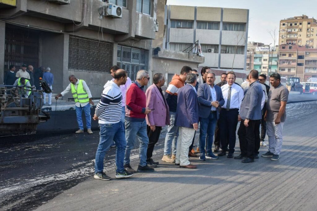 محافظ الشرقية يتابع رصف شارع سعد زغلول بمدينة الزقازيق