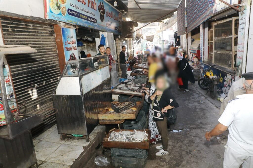 محافظ الشرقية يقود حملة موسعة لإزالة الإشغالات وتجميل مدينة الزقازيق 