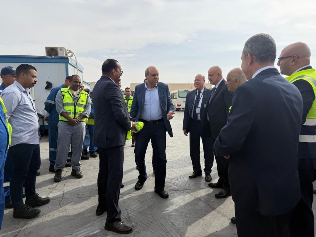 مطارا القاهرة وسفنكس يشهدان تشغيلًا مكثفًا استعدادًا لافتتاح المتحف الكبير