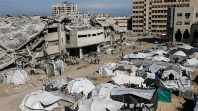 إسرائيل تقصف وسط وشرق غزة وتنسف مباني رغم وقف النار الهش