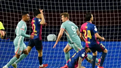 برشلونة يستضيف أتلتيكو مدريد الليلة لتأكيد صدارة الدوري الإسباني