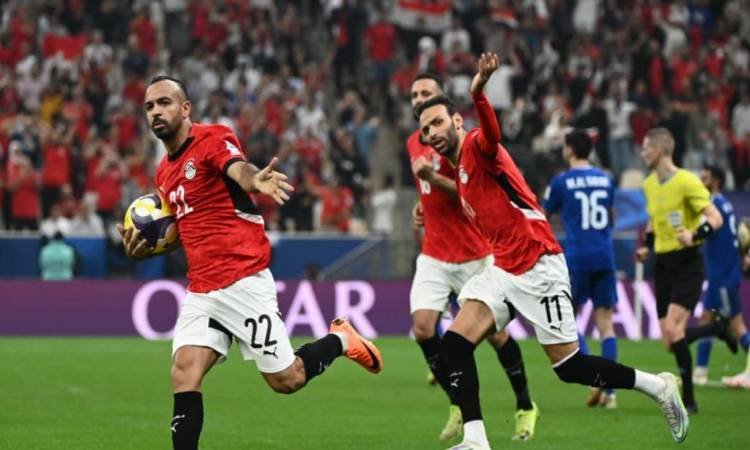 بعد التعادل مع الكويت موعد مباراة منتخب مصر والإمارات والقنوات الناقلة بكأس العرب