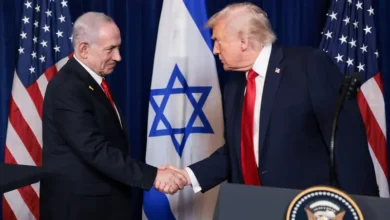 ترامب يهدد حماس أمام نتنياهو بوقت قصير لتسليم السلاح