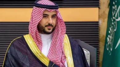 وزير الدفاع السعودي يدعو اليمنيين لتغليب الحكمة وإنهاء التصعيد شرقاً