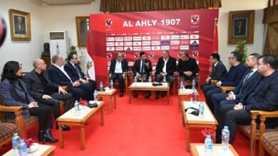 وزير الشباب والرياضة يلتقي مجلس إدارة النادي الأهلي بالجزيرة
