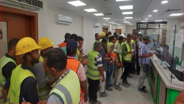 وزير العمل صرف 299 مليون جنيه منحة عيد الميلاد للعمالة غير المنتظمة اليوم