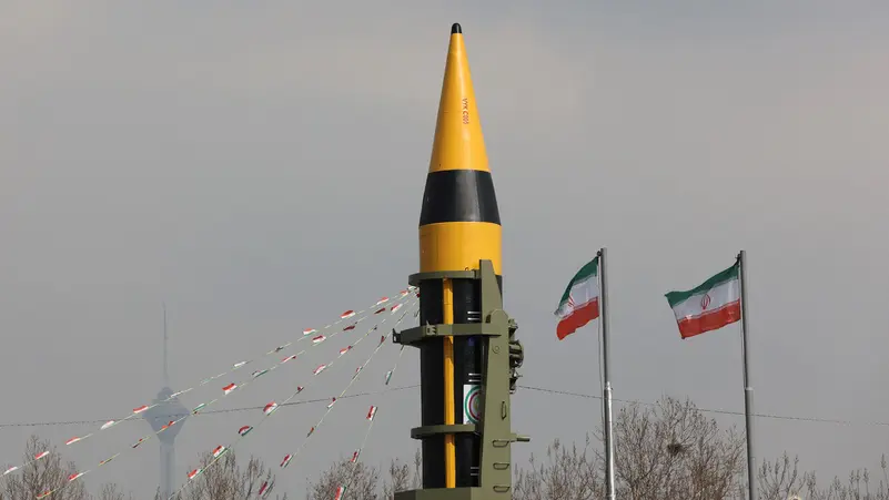 إسرائيل تترقب خطأً إيرانياً كبيراً تحت غطاء أمريكي قوي