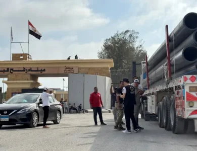 إسرائيل تقر فتح معبر رفح للأفراد فقط بعد استكمال تحديد رفات آخر رهينة