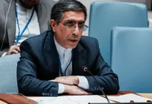 إيران تتعهد بالرد الحاسم على أي عدوان وترفض التدخل الخارجي