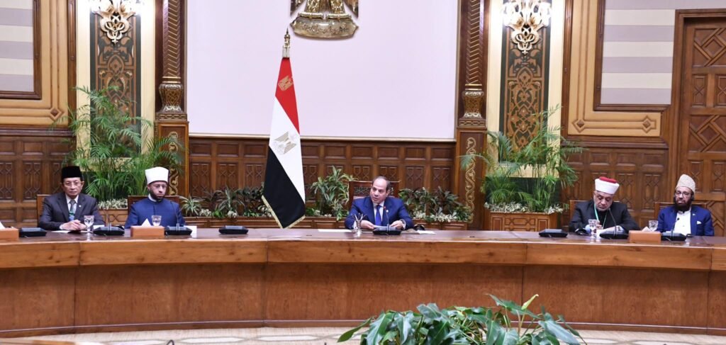 الرئيس السيسي يستقبل علماء الإسلام في المؤتمر الدولي السادس والثلاثين للشؤون الإسلامية