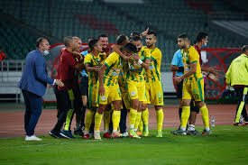 بث مباشر الآن.. شبيبة القبائل يستضيف الجيش الملكي في ديربي مغاربي حاسم بدوري الأبطال