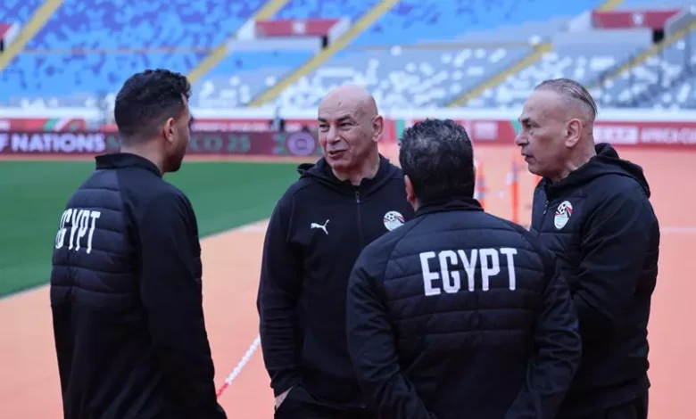 تريزيجيه رفقة جهاز المنتخب يتفقد ملعب محمد الخامس استعداداً لنيجيريا