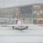 عاصفة شتوية هائلة تلغي 11400 رحلة جوية في أمريكا وتضرب الشمال الشرقي