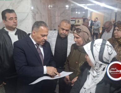 محافظ الشرقية يفاجئ المركز التكنولوجي بههيا لمتابعة إنجاز خدمات المواطنين