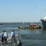 مع تحرك الأسطول الأميركي.. إيران إصبعها على الزناد وترامب يراقب