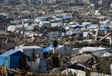 وزير الثقافة الإسرائيلي يصف الفلسطينيين في غزة والضفة بـالضيوف ويؤكد ملكيتها لإسرائيل