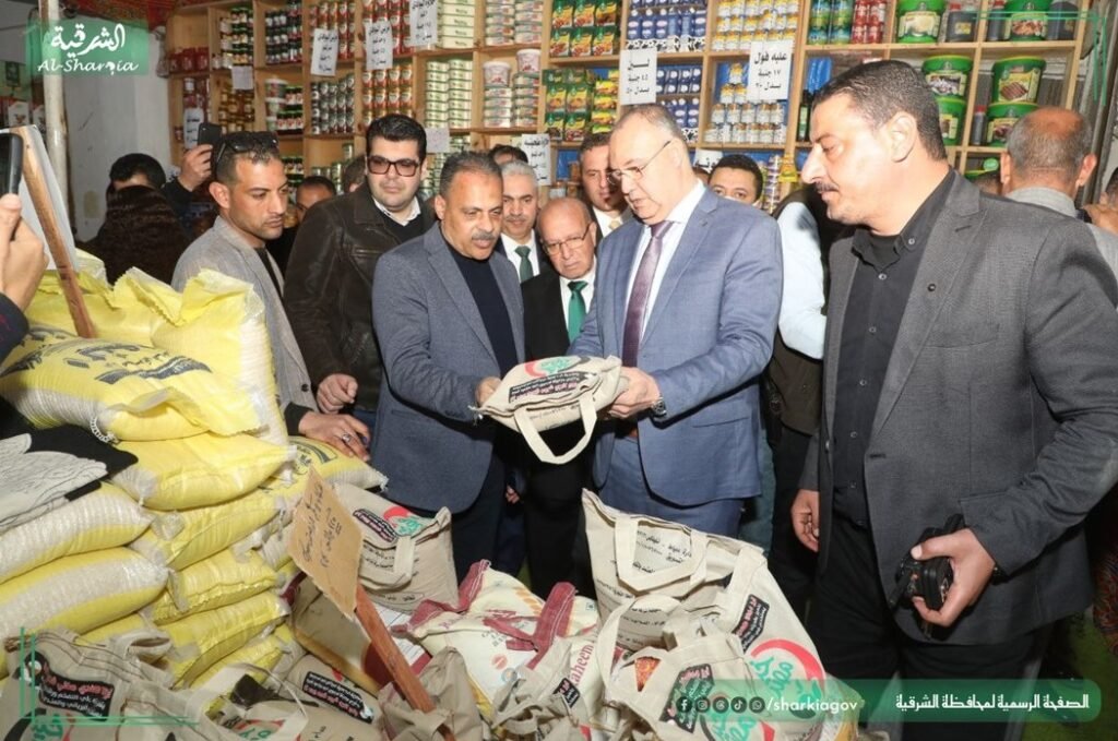 محافظ الشرقية يفتتح معرض أهلا رمضان بالحسينية بأسعار مخفضة