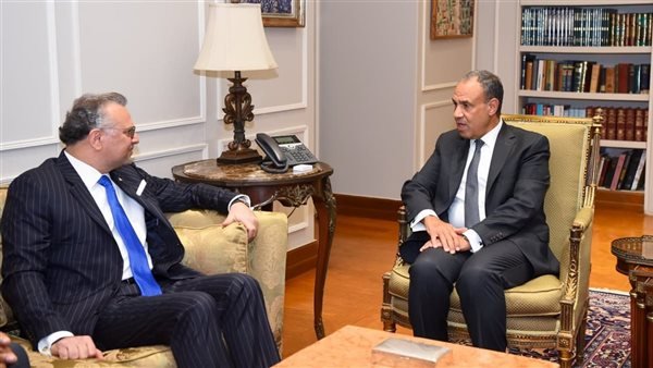 وزير الخارجية يبحث مع كبير مستشاري ترامب تطورات الأزمة في السودان