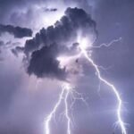 أمطار رعدية غزيرة تضرب القاهرة والدلتا مع رياح قوية مثيرة للأتربة