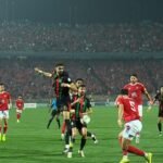 الأهلي يتعادل سلبياً مع الجيش الملكي ويحسم صدارة مجموعته بدوري الأبطال وسط جمهورة بالقاهرة 