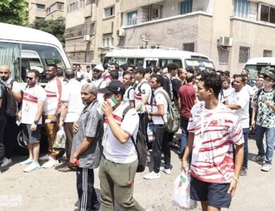 الزمالك يوفر حافلات مجانية لجماهيره لحضور مباراتي سموحة وكايزر تشيفز