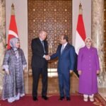 السيسي يستقبل أردوغان بمطار القاهرة ويعقد مباحثات استراتيجية موسعة