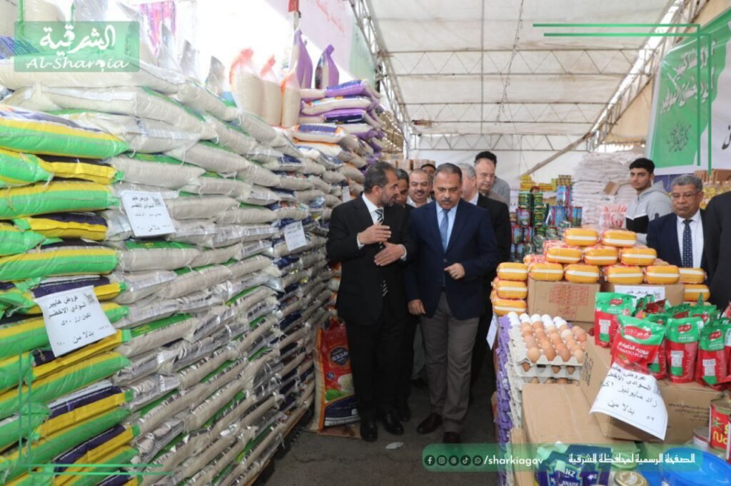 المهندس حازم الاشمونى محافظ الشرقية يفتتح معرض أهلاً رمضان بمدينة العاشر من رمضان