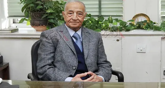 الوطنية للإعلام تنعى الإذاعي القدير فهمي عمر شيخ الإذاعيين