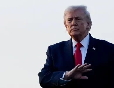 ترامب يدرس ضربة عسكرية محدودة على إيران وسط تضاؤل فرص التوصل لاتفاق نووي