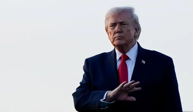 ترامب يدرس ضربة عسكرية محدودة على إيران وسط تضاؤل فرص التوصل لاتفاق نووي