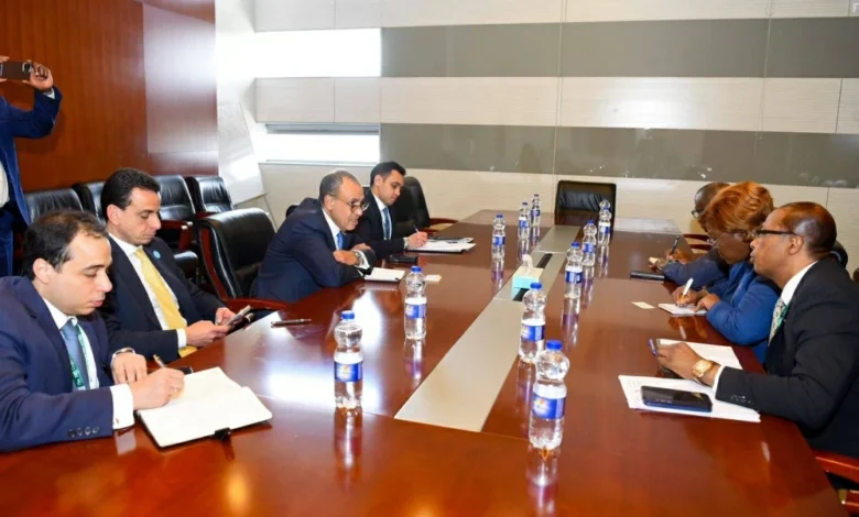 عاجل - لقاءات مكثفة لوزير الخارجية على هامش قمة الاتحاد الأفريقي