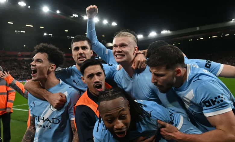 مانشستر سيتي يقلب تأخره ويهزم ليفربول بهدفين مقابل هدف