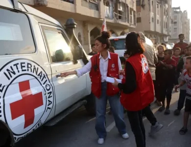 محكمة إسرائيل العليا تجمد قرار حظر 37 منظمة إغاثة في غزة والضفة