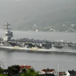 وصول حاملة الطائرات جيرالد فورد إلى كريت لتعزيز الوجود الأمريكي في الشرق الأوسط