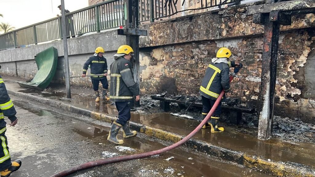 حريق ضخم يضرب موقف عبدالمنعم رياض ويصيب وسط القاهرة بحالة ذعر