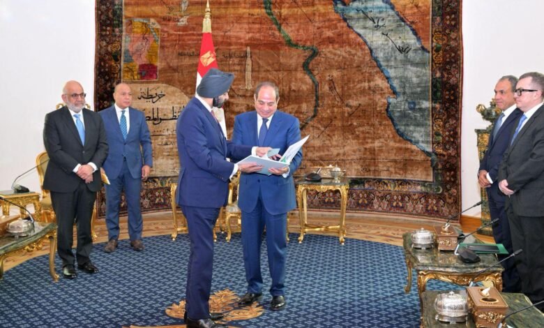 الرئيس السيسي يستقبل رئيس البنك الدولي ويبحث التعاون التنموي والأزمات الإقليمية