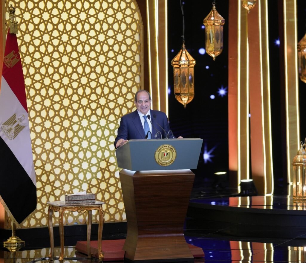 الرئيس السيسي يشهد احتفال ليلة القدر ويطلق تطبيق إذاعة القرآن ورسالة سلام للعالم