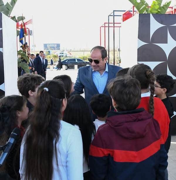 الرئيس عبد الفتاح السيسي يفتتح مشروع مونوريل شرق النيل