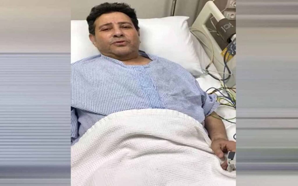 أسرة هاني شاكر تدرس نقله إلى باريس للعلاج بعد عدم تحسن حالته