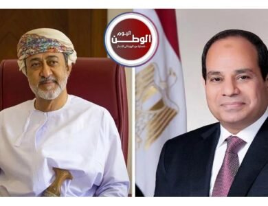 الرئيس المصري عبد الفتاح السيسي يتصل بسلطان عمان للتضامن عقب استهداف ميناء الدقم