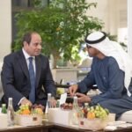 السيسي لمحمد بن زايد مصر تدين الاعتداءات الإيرانية وترى أمن الخليج جزءاً من أمنها