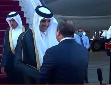 السيسي يؤكد لأمير قطر تضامن مصر الكامل مع الخليج ضد الاعتداءات الإيرانية
