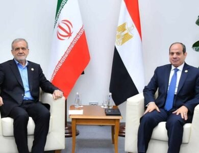 السيسي يؤكد للرئيس الإيراني رفض مصر القاطع لاستهداف دول الخليج والأردن والعراق