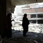 انفجارات عنيفة في طهران وكرج.. و10 إصابات إسرائيلية بعد رشقة صاروخية إيرانية