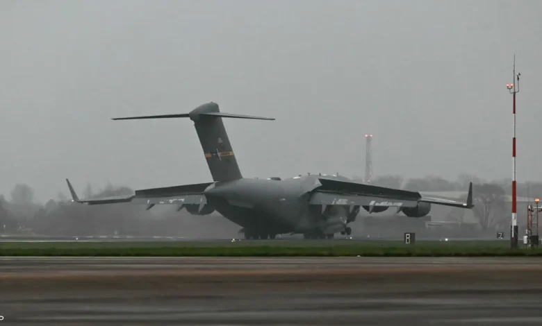 بريطانيا تسمح لأمريكا باستخدام قواعدها في عمليات دفاعية ضد إيران