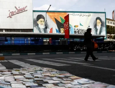 تصاعد الانقسامات داخل إيران يربك القرار ويثير قلق واشنطن وتل أبيب